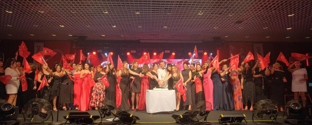 ANTGİAD Cumhuriyet Balosu'nda coşku ve gurur