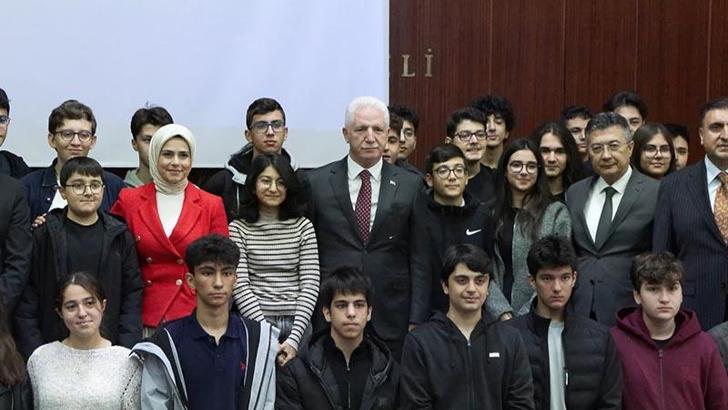 Vali Gül: Gençlerimizin potansiyelini fark edebileceÄŸi ortamları hayata geçirdik