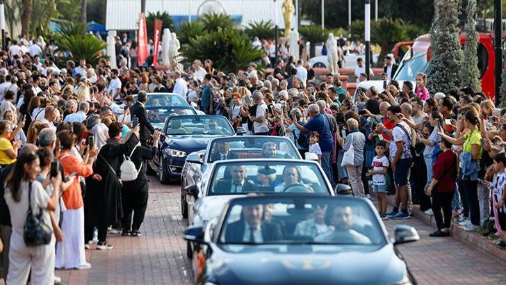 62’nci Altın Portakal'da 'geleneksel kortej' yapıldı