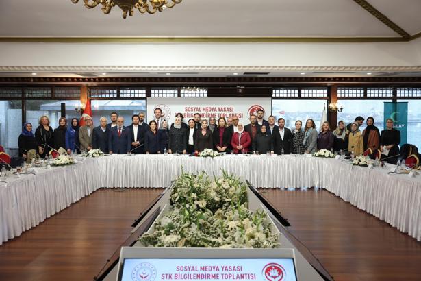 İstanbul - Bakan Göktaş STK temsilcileriyle biraraya geldi; Sosyal Medya Yasası'nı anlattı