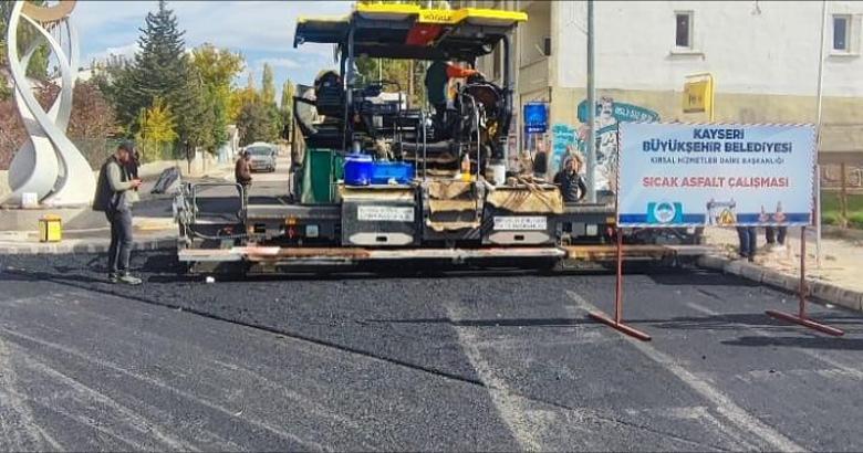 Pınarbaşı ilçesinde 2 bin 176 ton asfalt çalışması yapıldı