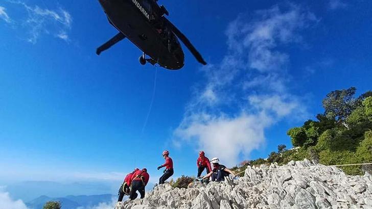Fethiye'de paraşüt kayalıklara düştü: 1 ölü, 1 yaralı