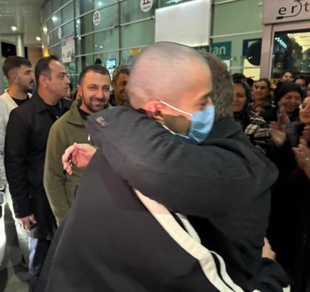 Ameliyatı için Ankara'ya giden Ulaş'ı, Vali ve arkadaşları uğurladı