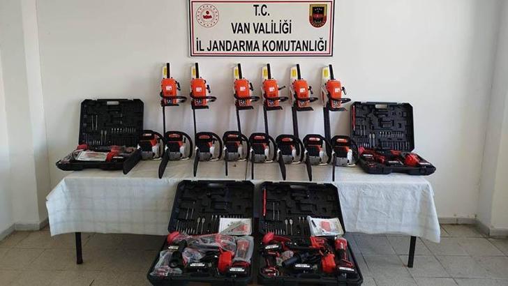 Van'da 430 bin TL değerinde gümrük kaçağı eşya ele geçirildi