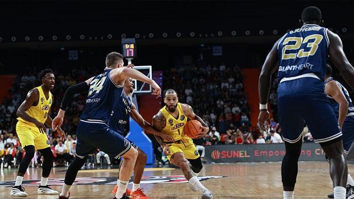 Mersin Spor - Karditsa Iaponik: 81-73