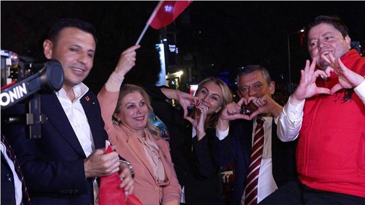 Kadıköy'de Cumhuriyet Bayramı Kutlandı