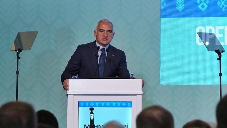 Bakan Ersoy: Turizm halklar arasında kültürel etkileşimi sağlayan bir köprüdür