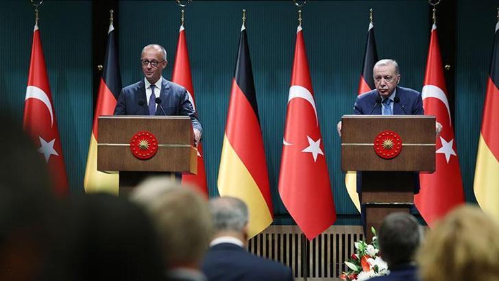 Cumhurbaşkanı Erdoğan: İsrail Gazze'yi yine vurdu, Almanya olarak görmüyor musunuz?