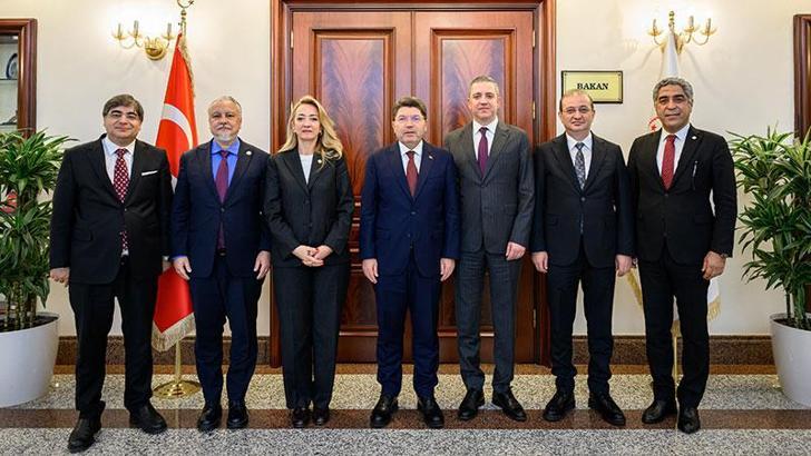 Bakan Tunç, TBB Başkanı Sağkan'ı kabul etti