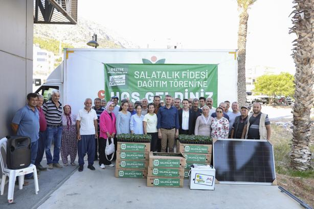 Üreticiye fide ve güneş paneli desteği