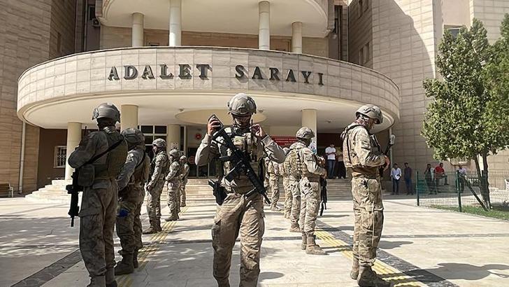 Şanlıurfa'da uyuşturucu satıcılarına operasyonu; 23 gözaltı