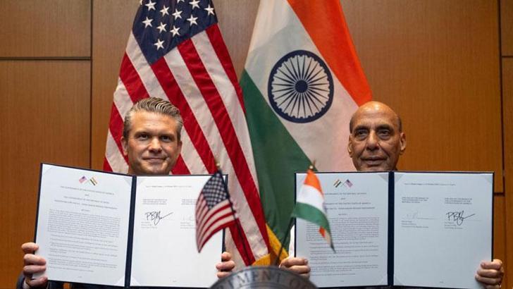 ABD ile Hindistan arasında 10 yıllık savunma iş birliği anlaşması imzalandı