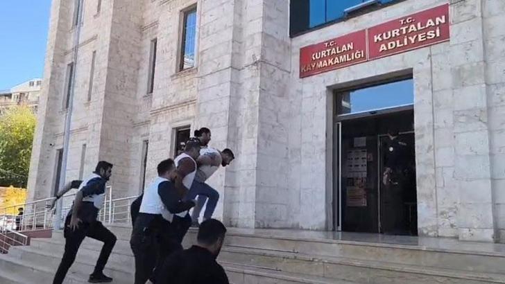 Siirt'te eşini ve amcasını öldürüp 3 akrabasını yaralayan şüpheli: Hatırlamıyorum