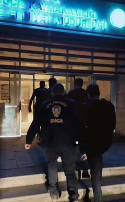 İzmir'de uyuşturucu operasyonu: 3 gözaltı