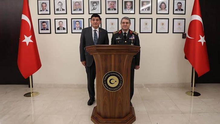 Genelkurmay Başkanı Bayraktaroğlu, Katar'da