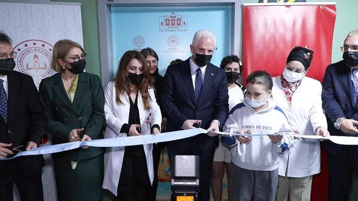 Vali Gül, 'Hastane Sınıfı'nın açılışını yaptı