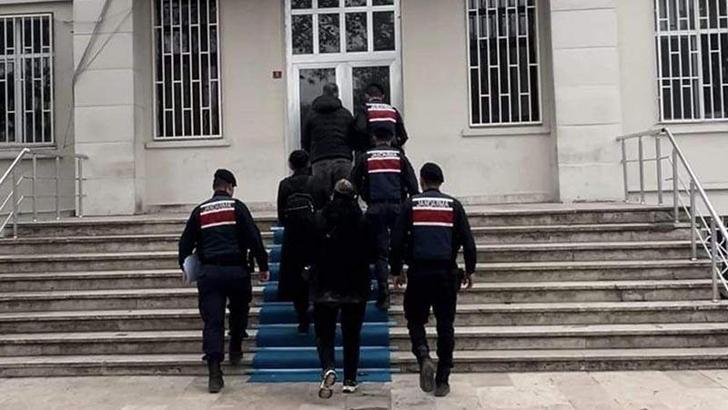 Yurt dışına kaçmak isterken yakalanan 3 FETÖ şüphelisi tutuklandı