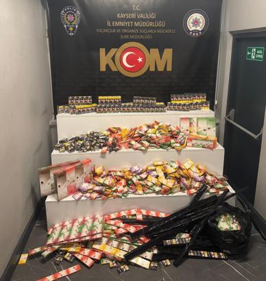 Kayseri’de kaçak sigara operasyonu: 2 gözaltı