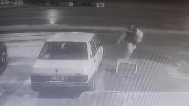 Otomobilin camını kırıp teyp ve ses sistemi çalan 2 şüpheli yakalandı