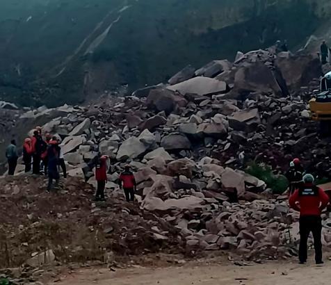 Ordu'da taş ocağında göçük meydana geldi; 2 kişi enkaz altında kaldı