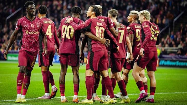 Galatasaray, Ajax’ı farklı yenerek Şampiyonlar Ligi’nde üst üste 3’üncü galibiyetini aldı