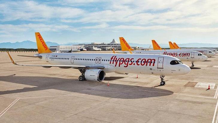 Karadağ'ın vize uygulaması uçuşları iptal ettirdi