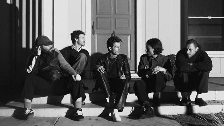 Amerikalı alternatif rock grubu 'The Neighbourhood' ilk kez İstanbul'a geliyor