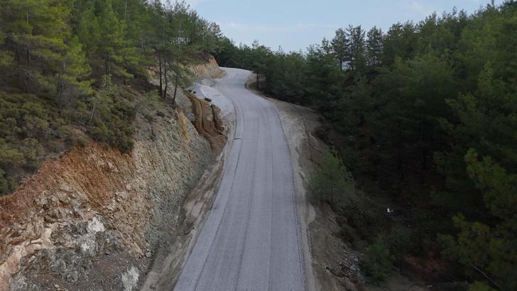 Köyceğiz'de 21 milyon TL'lik yol yatırımı devam ediyor