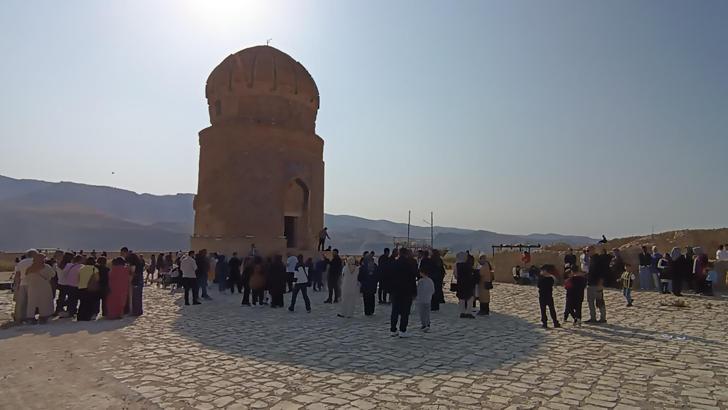 Tarihi Hasankeyf ilçesine ilkokul öğrencilerinden gezi