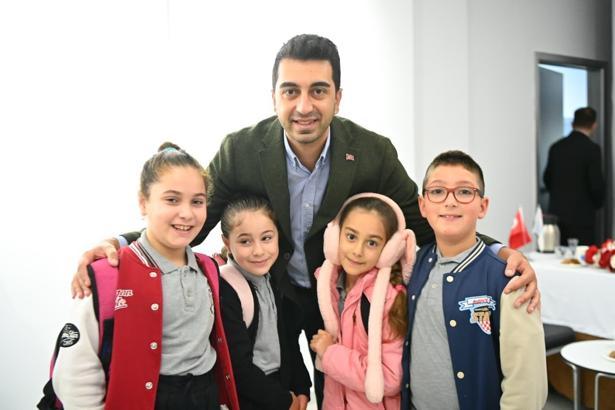 Tuzla Belediye Başkanı Bingöl, ilçe sakinleriyle bir araya geldi