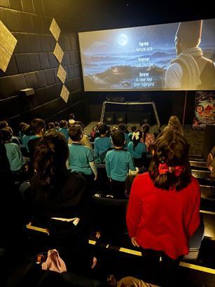 'Mustafa Kemal' filmi İstiklal Marşı sahnesiyle duygulandırıyor