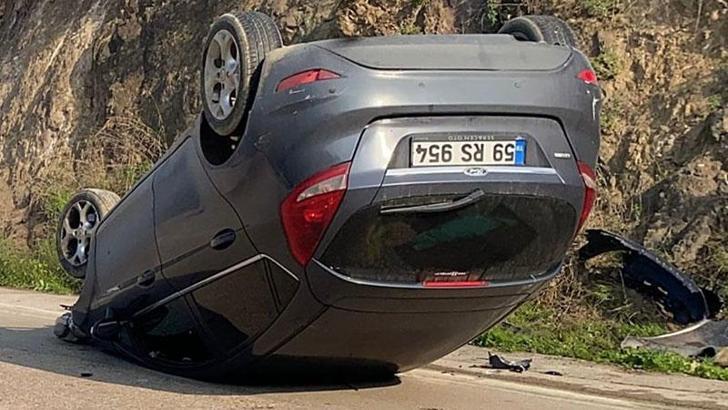 Kontrolden çıkan otomobil, ters döndü: 2 yaralı