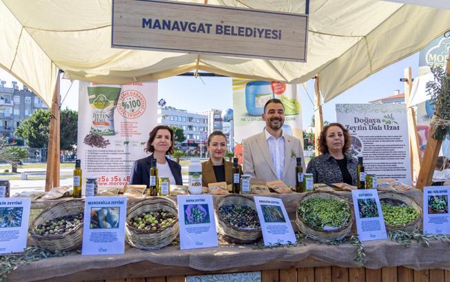 Zeytin ve Zeytinyağı Festivali kortejle başladı