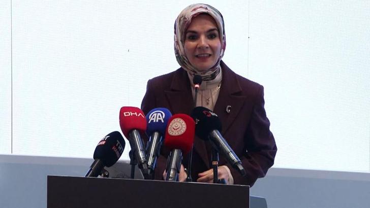 Bakan Göktaş, ‘Hikayenin Geri Kalanı’ sergisine katıldı