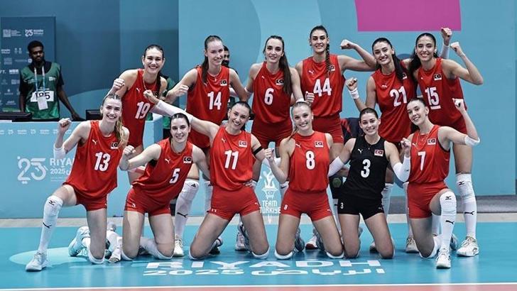 Kadın Voleybol Milli Takımı, Azerbeycan'ı 3-0 mağlup etti