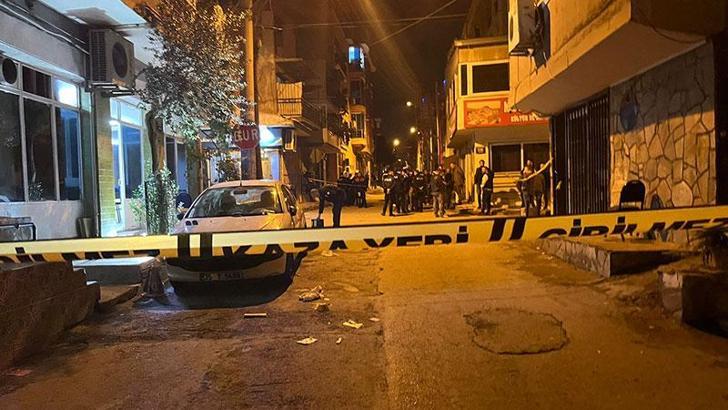 İzmir’de sokak ortasında silahlı saldırı: 1 ölü 3 yaralı