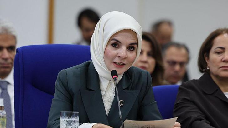 Bakan Göktaş: Sosyal medyada yaş sınırı düzenlemesi üzerinde çalışıyoruz