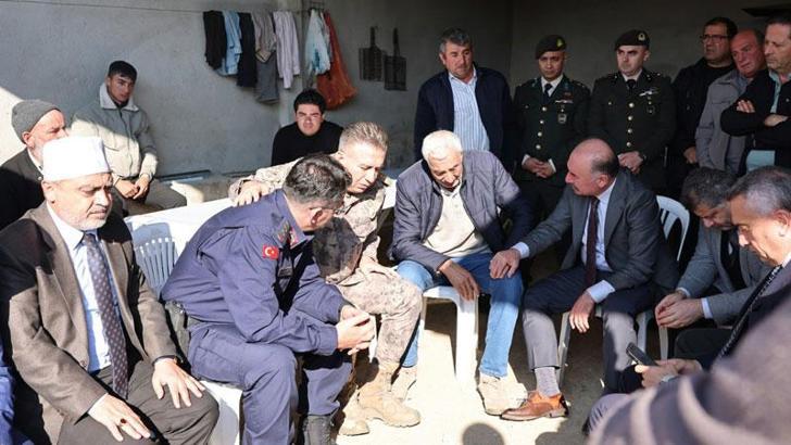 Şehit Astsubay İbbiği'nin ailesine Çorum Valisi Çalgan'dan taziye ziyareti