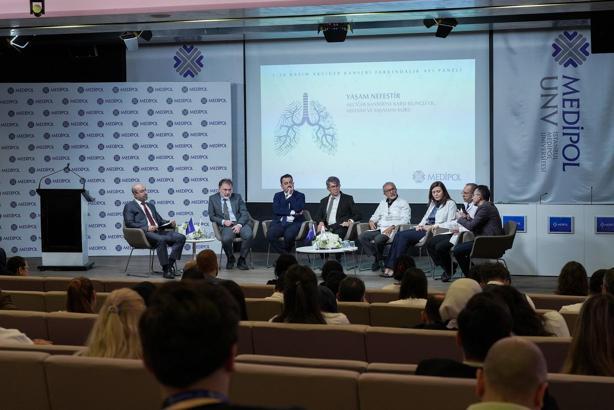 Medipol’de akciğer kanserine karşı farkındalık paneli düzenlendi