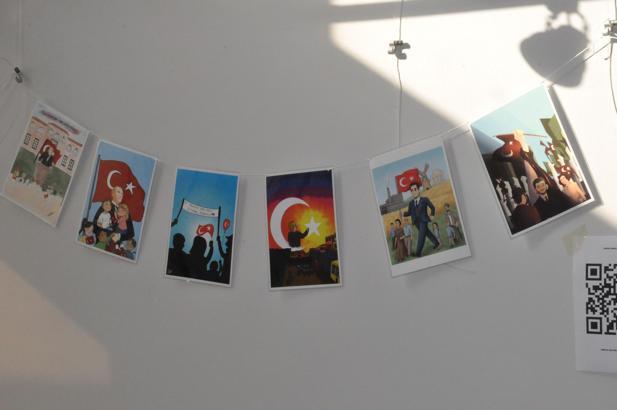 EÜ'de öğrencilerin kaleminden Cumhuriyet ve Atatürk karikatürleri sergilendi