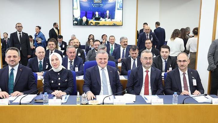 Bakan Bak: Yasa dışı bahisle mücadelede Türkiye'nin örnek bir ülke olmasına kararlılıkla devam edeceğiz