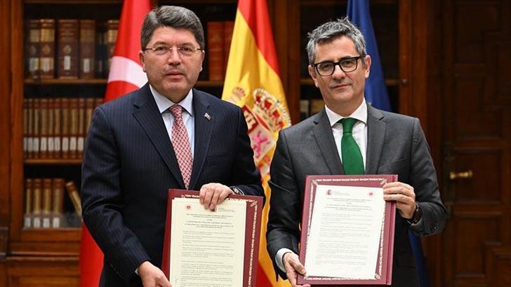 Bakan Tunç, İspanyol mevkidaşı Garcia ile görüştü