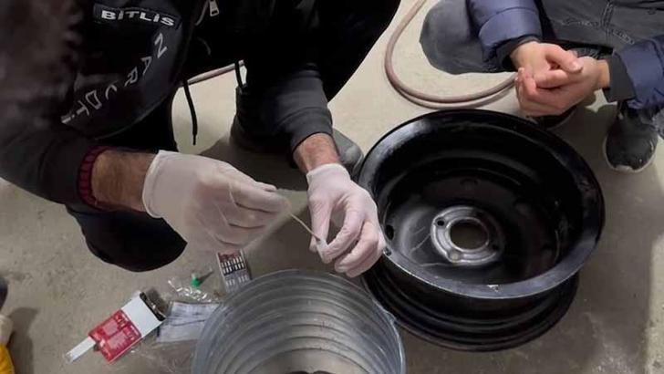 Bitlis'te araçta 16 kilo 769 gram metamfetamin ele geçirildi; 2 tutuklama