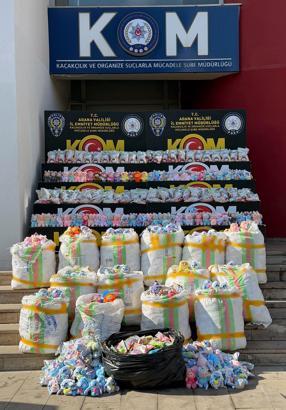 Adana’da 2 milyon lira değerinde gümrük kaçağı pelüş oyuncak ele geçirildi