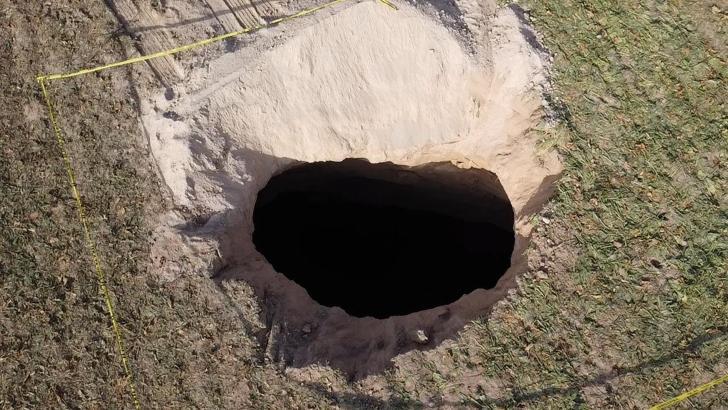 Konya'dan sonra Aksaray'da da obruk oluşmaya başladı: Su çekilince kireç taşlarında çökme oluyor