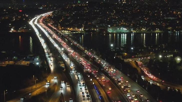 İstanbul'da trafik yoğunluğu yüzde 85'e ulaştı
