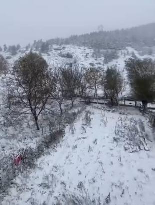 Adana’nın yüksek kesimlerine kar yağdı
