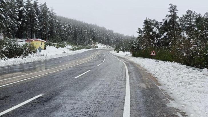 Kardan kapanan Ordu-Sivas kara yolu açıldı