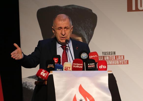 Özdağ: Selahattin Demirtaş barış güvercini gibi sunuluyor