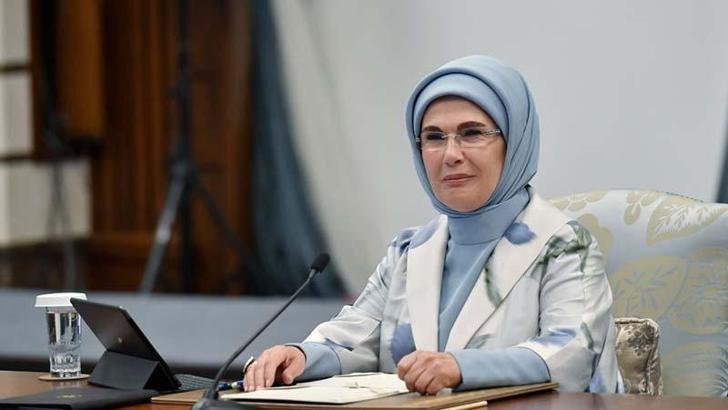 Emine Erdoğan'dan 'Yankılar Sergisi'nin açılış programına ilişkin paylaşım